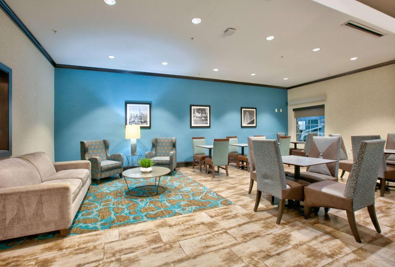 La Quinta By Wyndham Dallas Grand Prairie South Hotel Bagian luar foto