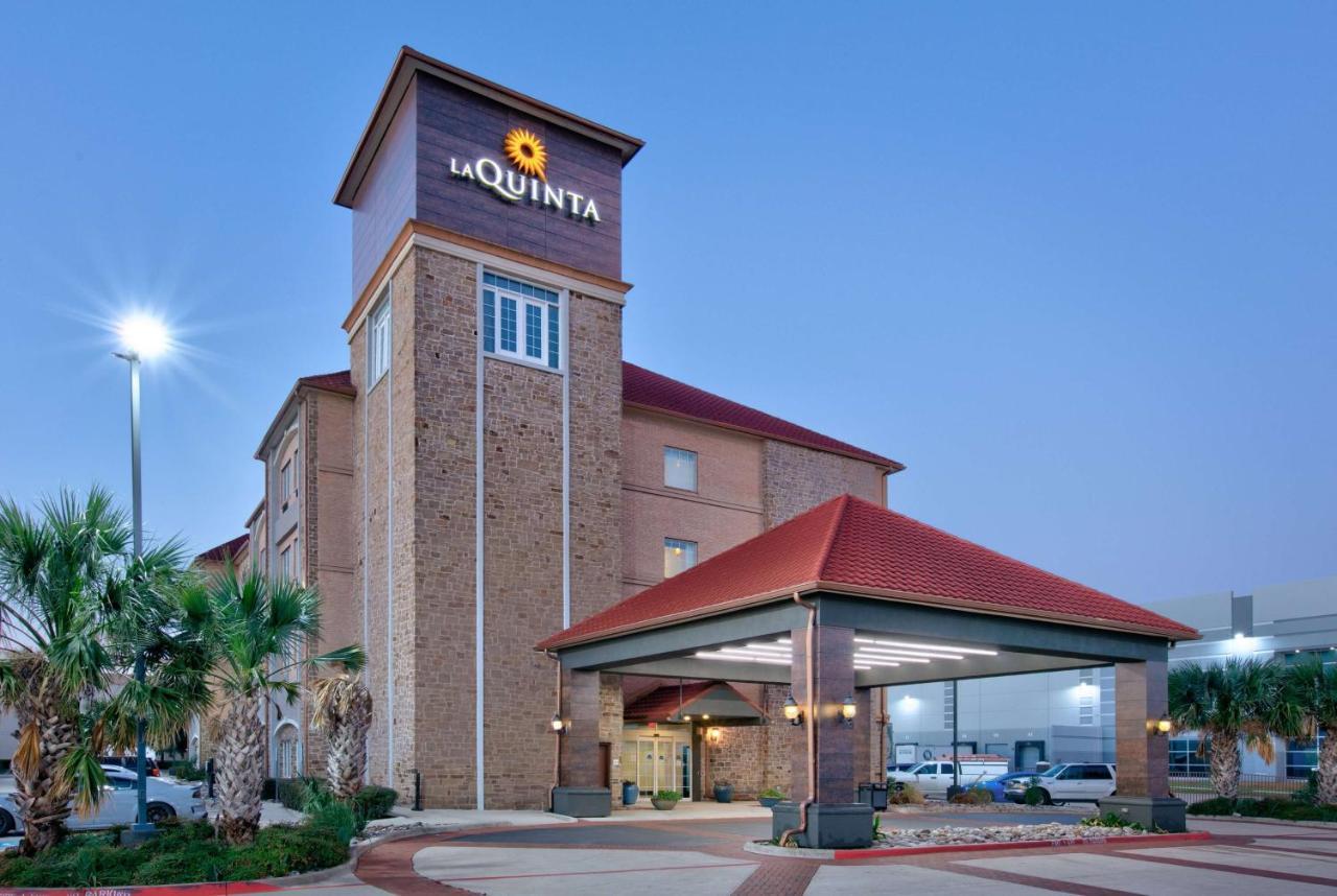 La Quinta By Wyndham Dallas Grand Prairie South Hotel Bagian luar foto