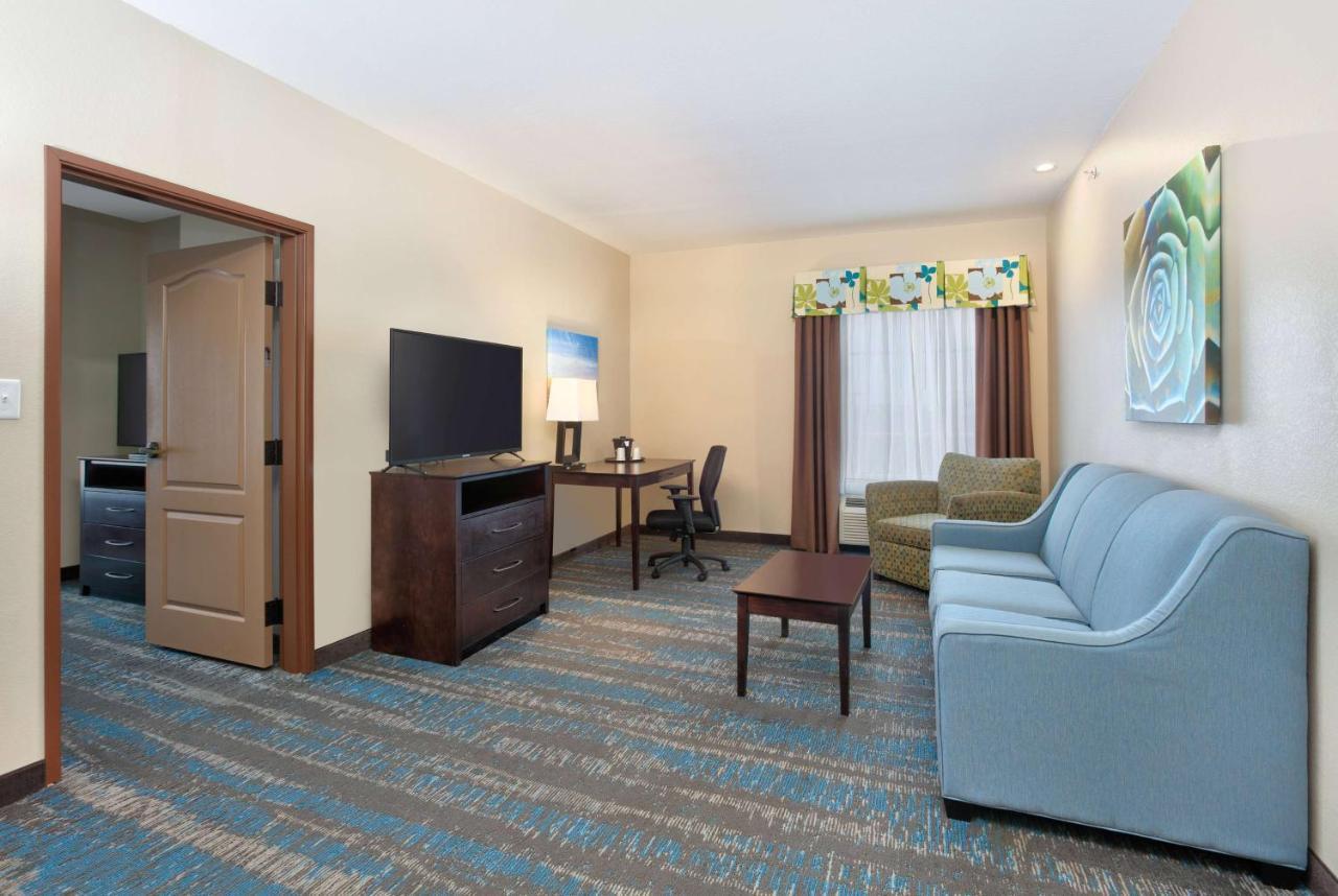 La Quinta By Wyndham Dallas Grand Prairie South Hotel Bagian luar foto