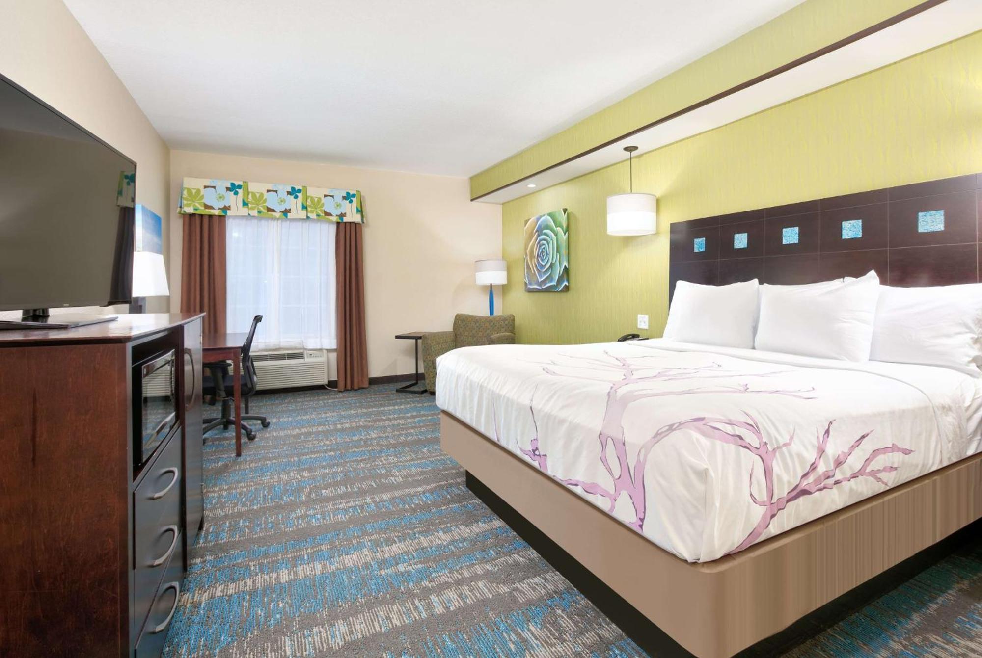 La Quinta By Wyndham Dallas Grand Prairie South Hotel Bagian luar foto