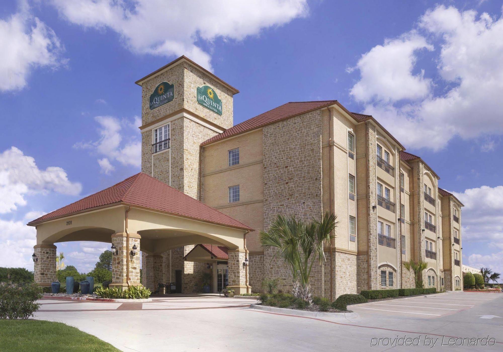 La Quinta By Wyndham Dallas Grand Prairie South Hotel Bagian luar foto